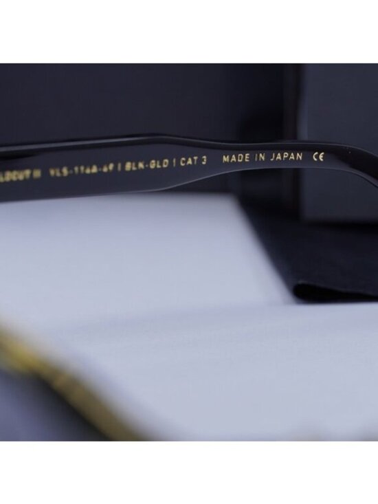 Valentino V-GOLDCUT-II VLS-114A Cat Eye Sunglasses - Black\\Grey main image 6